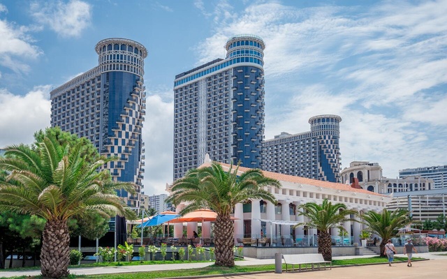 Orbi Sea Towers Hotel, מלונות