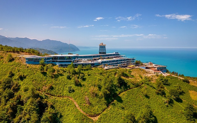 Litz Resort, الفنادق