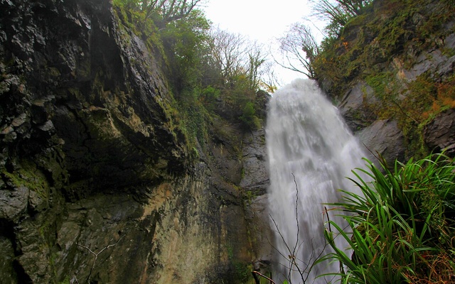 Makhuntseti Waterfall, الحدائق والمنتزهات