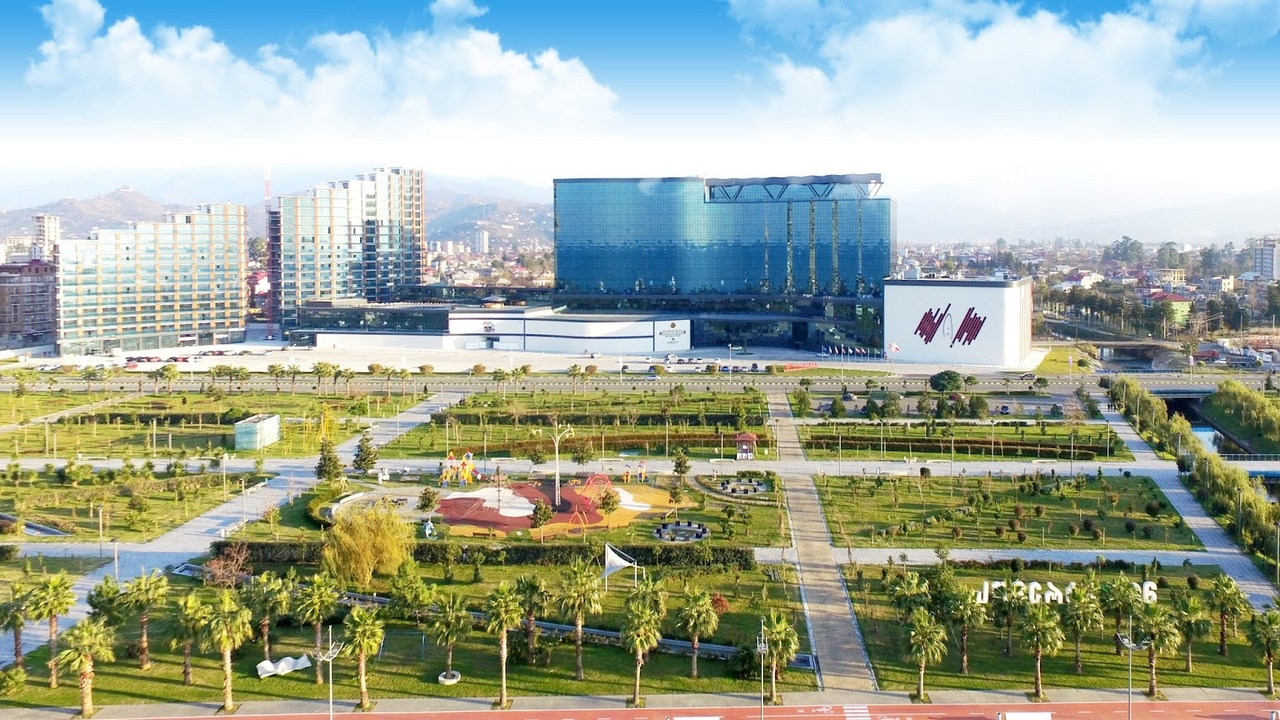Metro City Forum AVM