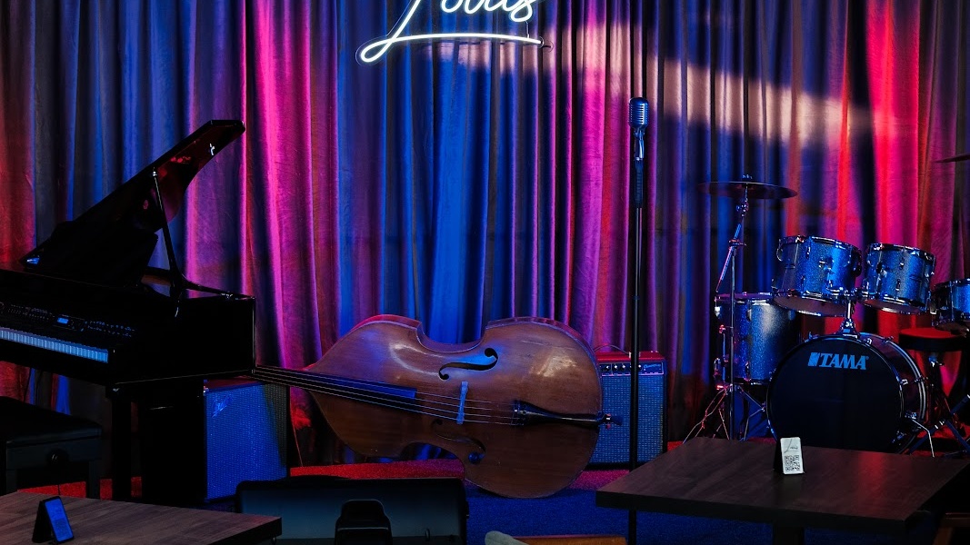 Jazz bar Louis