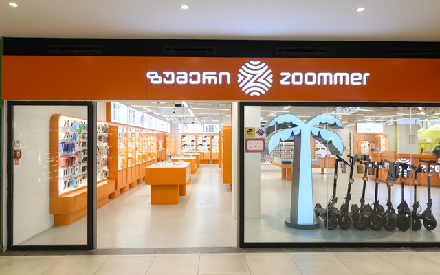 Zoommer, טלפונים וכרטיסי SIM