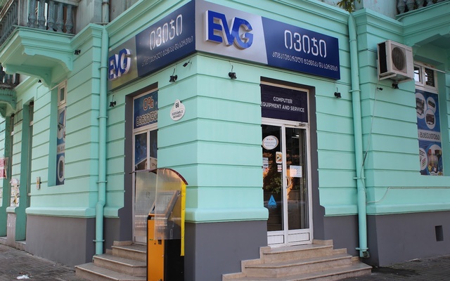 EVG, Telefonlar və SIM kartlar