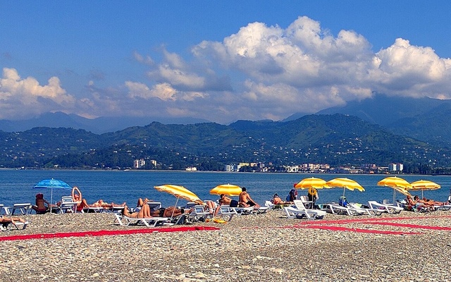 Batumi Beach (Gogebashvili Street), חופים