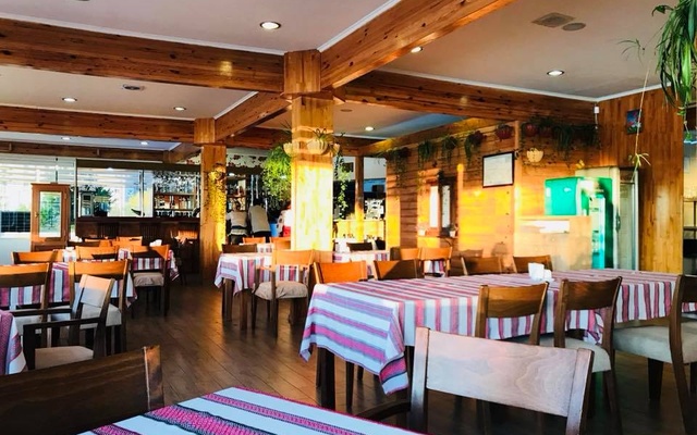 Restaurant Ukrainochka, מסעדות