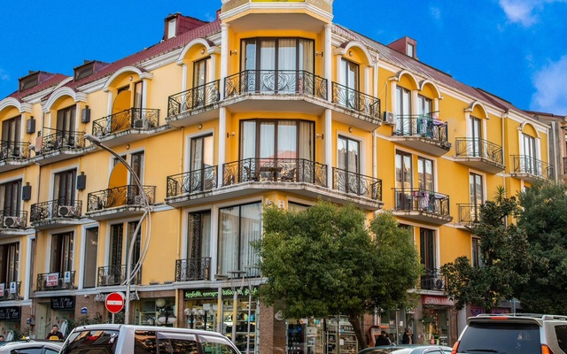Hotel Eiffel, מלונות