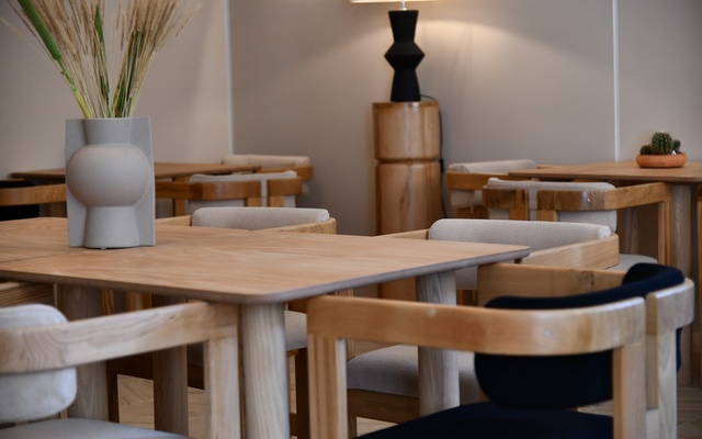 Nisha Restaurant, בתי קפה