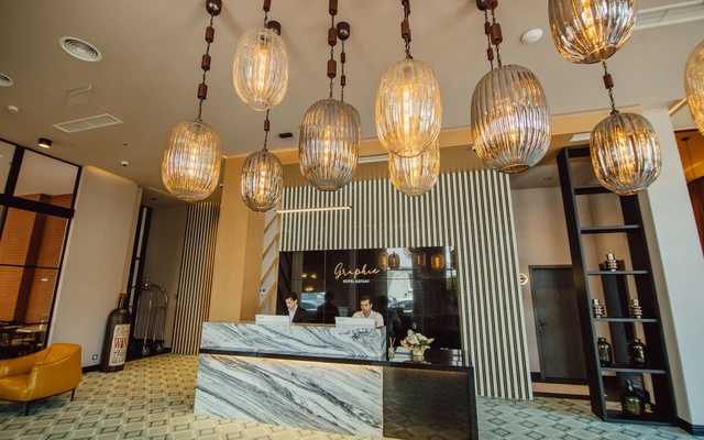 Graphic Hotel Batumi, מלונות